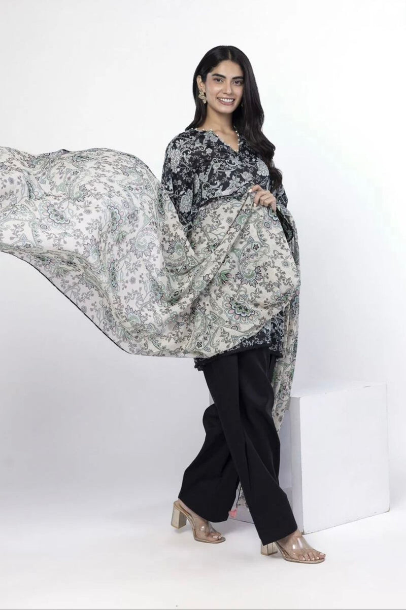 Embroidered Lawn 3-Piece Suit