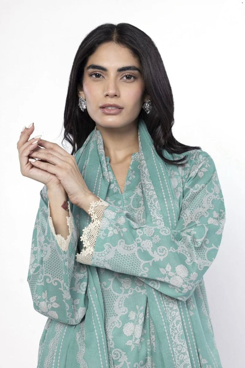 Embroidered Lawn 3-Piece Suit